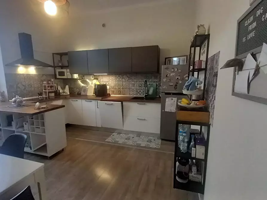 Immagine 9 di Appartamento in vendita  a Livorno