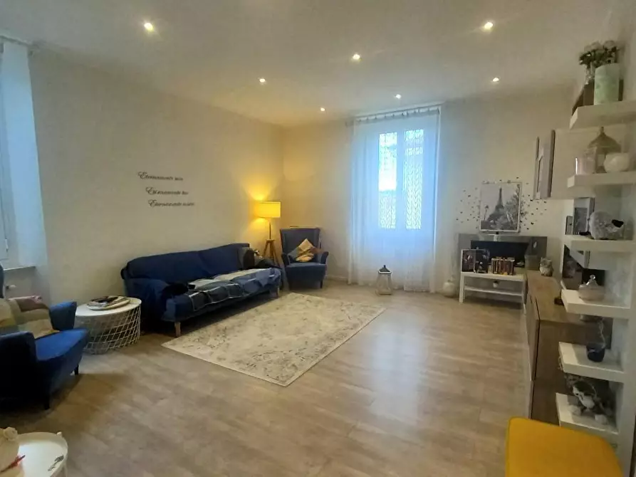 Immagine 6 di Appartamento in vendita  a Livorno