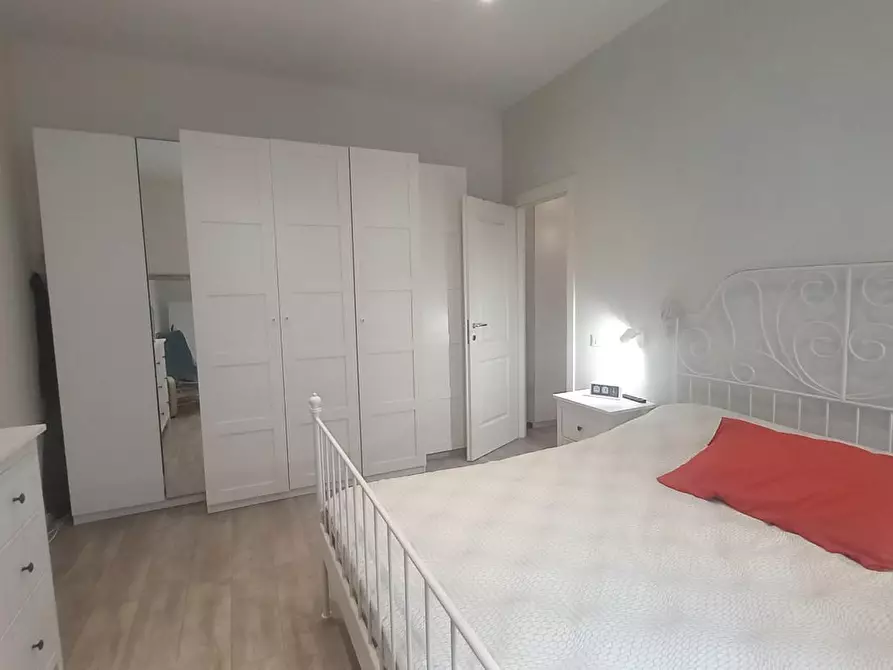 Immagine 18 di Appartamento in vendita  a Livorno