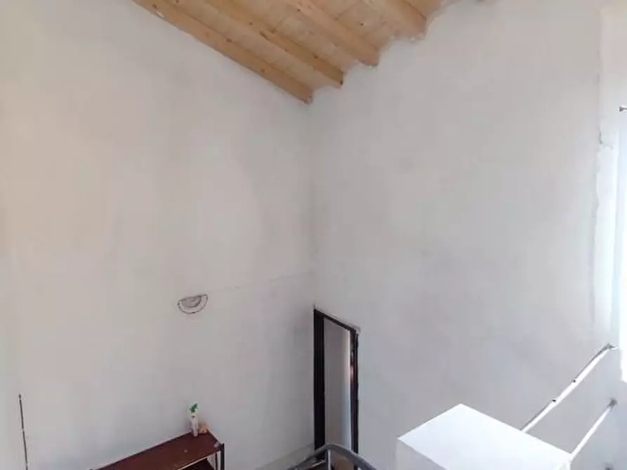 Immagine 31 di Terratetto in vendita  a Ortonovo