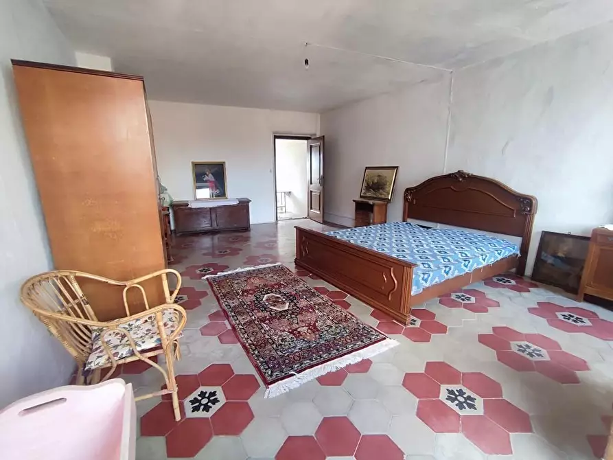 Immagine 29 di Terratetto in vendita  a Ortonovo