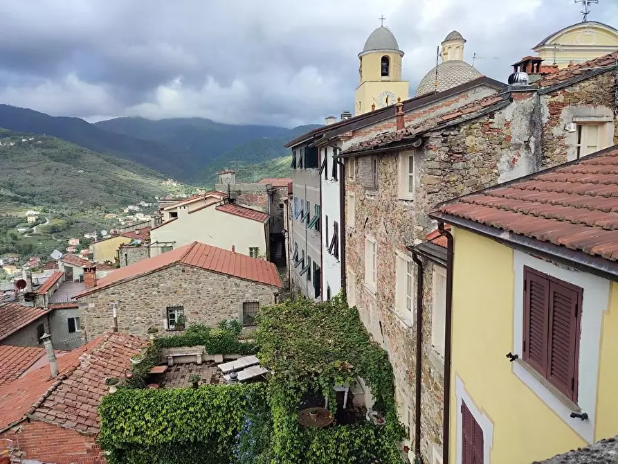 Immagine 34 di Terratetto in vendita  a Ortonovo