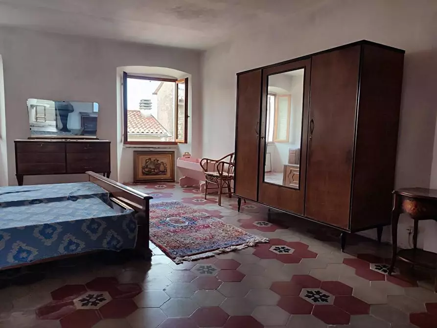 Immagine 22 di Terratetto in vendita  a Ortonovo