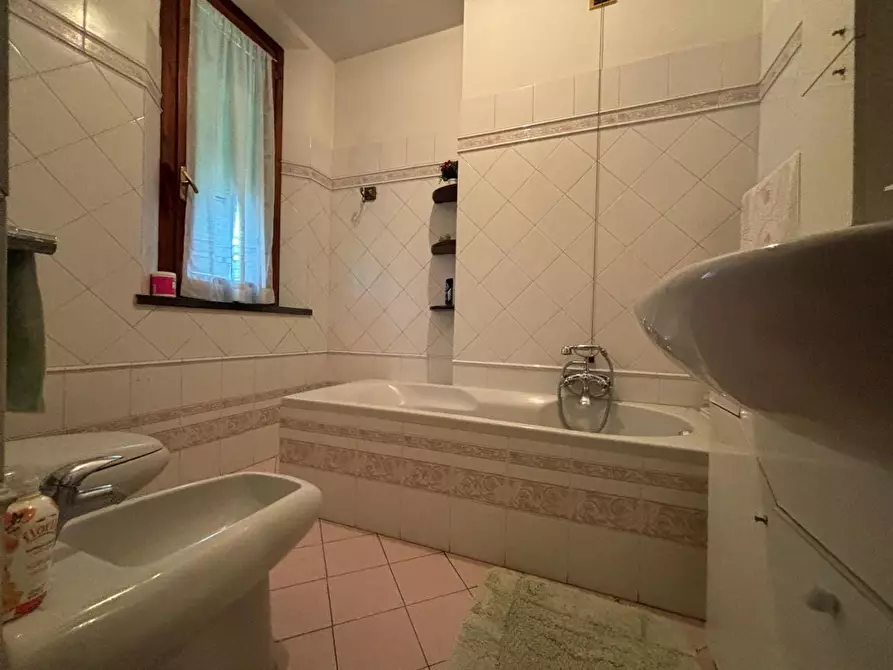 Immagine 10 di Casa bifamiliare in vendita  a Empoli