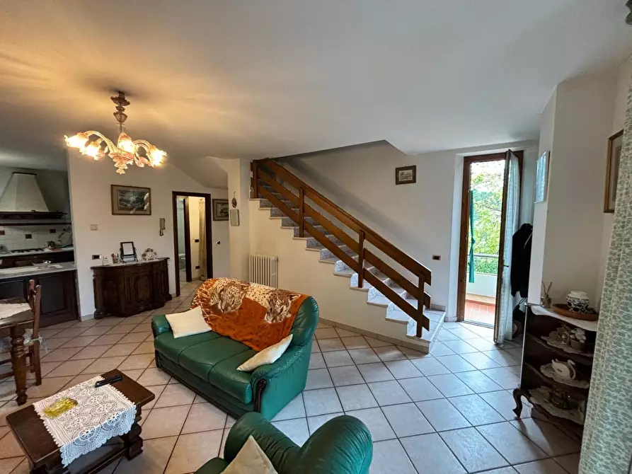 Immagine 13 di Casa bifamiliare in vendita  a Empoli