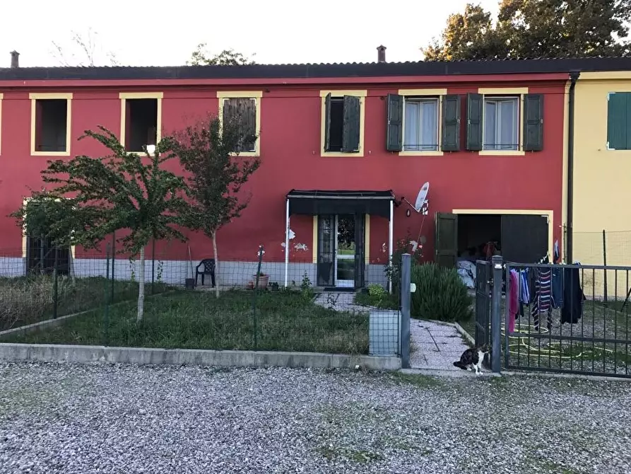 Immagine 1 di Villetta a schiera in vendita  a Medolla