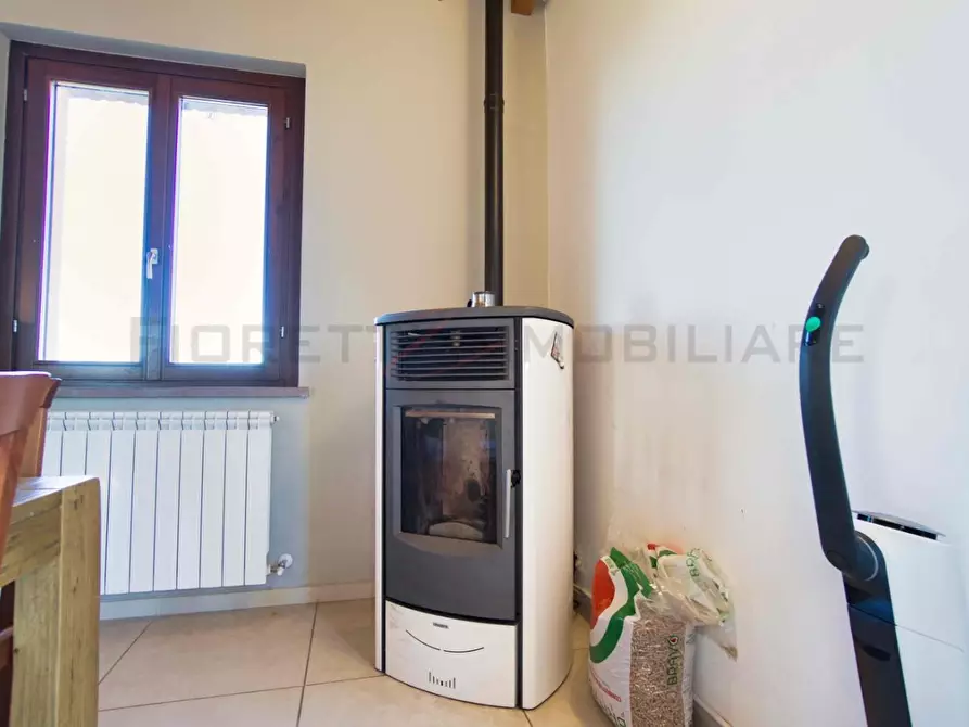 Immagine 9 di Appartamento in vendita  a Campiglia Marittima