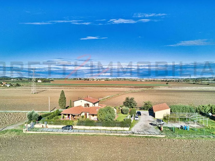 Immagine 33 di Appartamento in vendita  a Campiglia Marittima