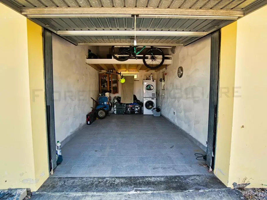 Immagine 31 di Appartamento in vendita  a Campiglia Marittima