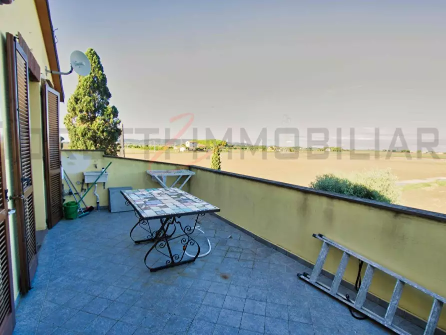 Immagine 22 di Appartamento in vendita  a Campiglia Marittima