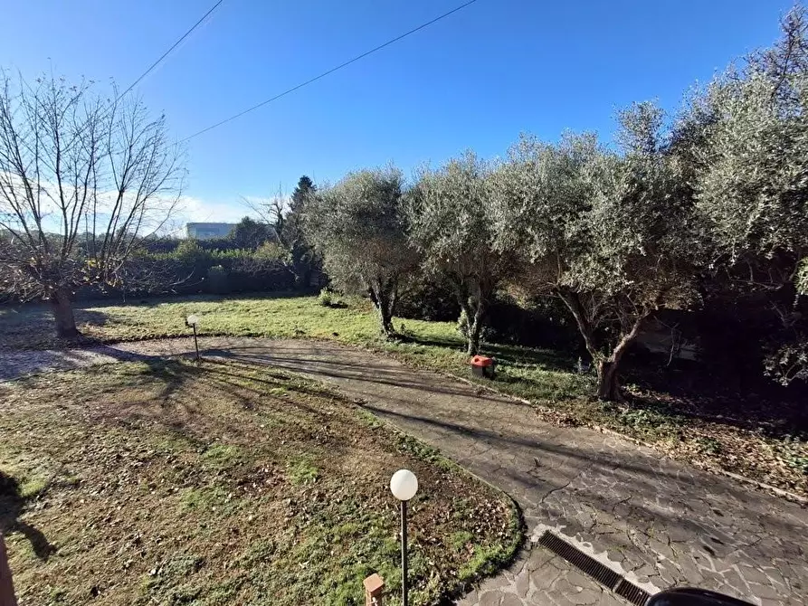 Immagine 29 di Villa in vendita  a Capannori