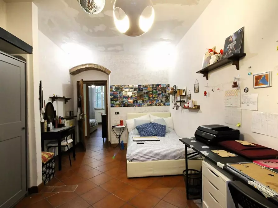 Immagine 14 di Appartamento in vendita  a Lucca