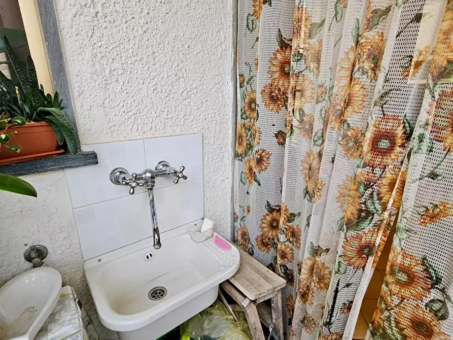 Immagine 17 di Villa in vendita  a Massarosa