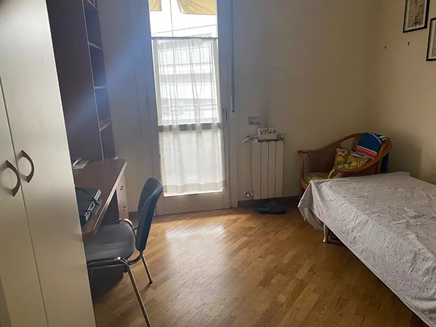 Immagine 15 di Appartamento in vendita  a Viareggio