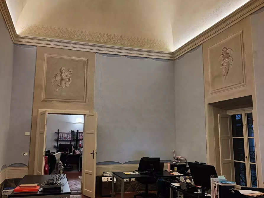 Immagine 11 di Ufficio in affitto  a Pisa