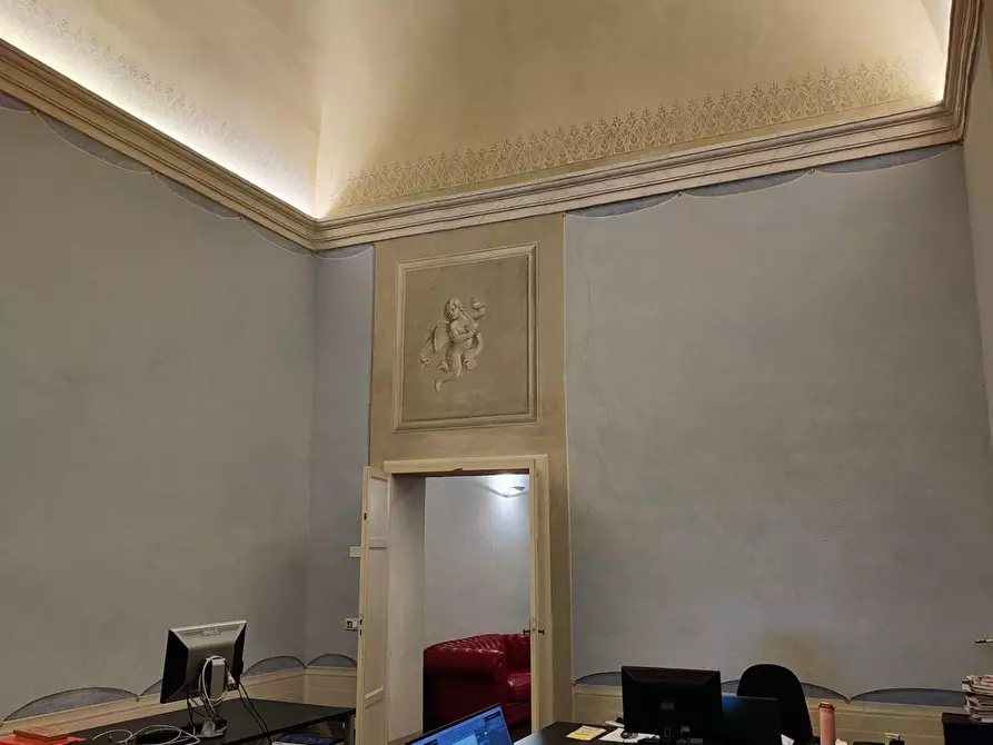 Immagine 10 di Ufficio in affitto  a Pisa