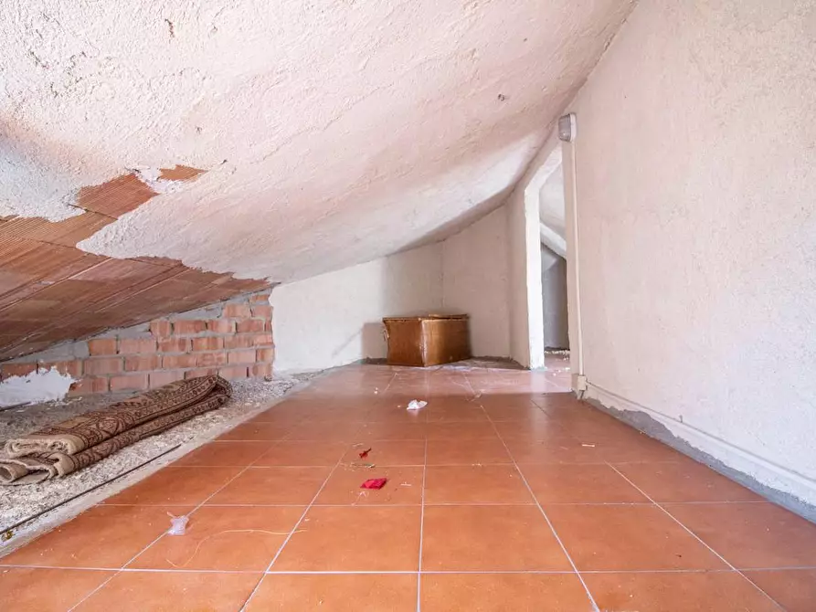 Immagine 18 di Appartamento in vendita  a Camaiore