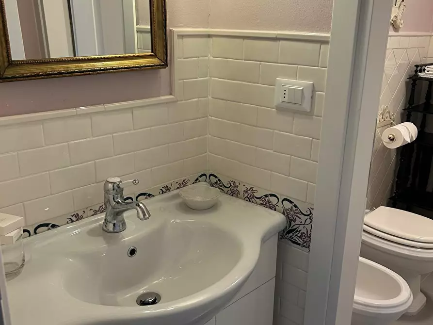 Immagine 8 di Appartamento in vendita  a Ameglia