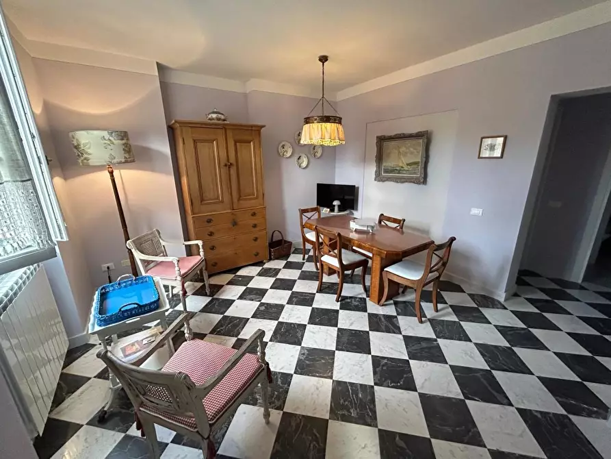 Immagine 17 di Appartamento in vendita  a Ameglia