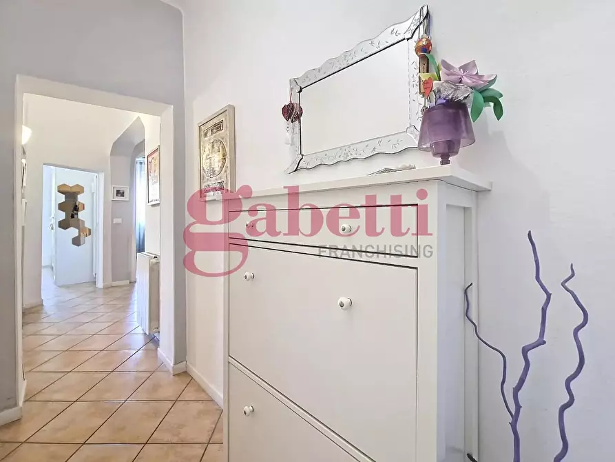 Immagine 11 di Appartamento in vendita  a Pisa