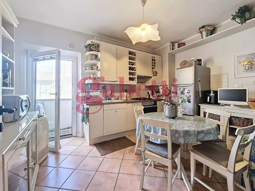 Immagine 15 di Appartamento in vendita  a Pisa