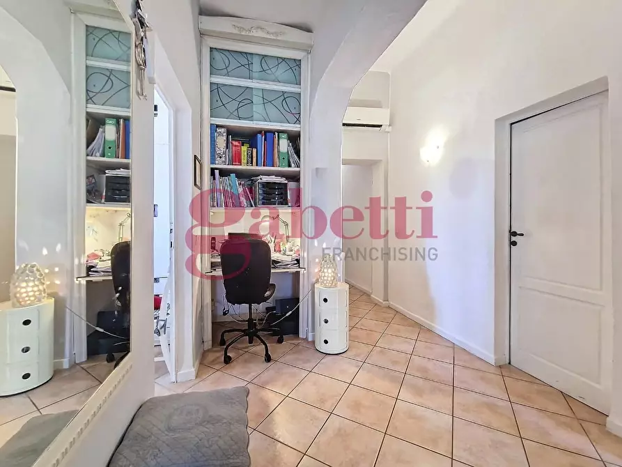 Immagine 22 di Appartamento in vendita  a Pisa