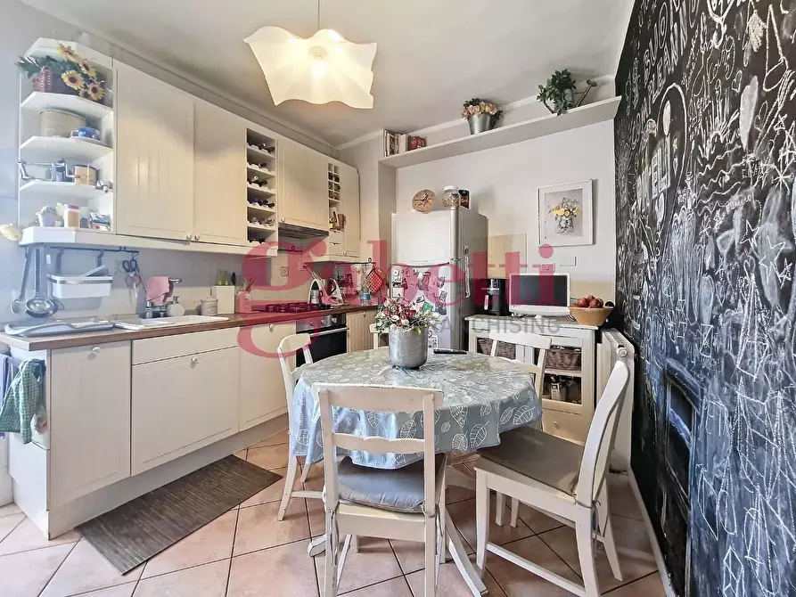 Immagine 13 di Appartamento in vendita  a Pisa