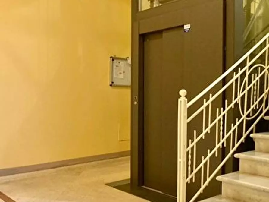 Immagine 26 di Appartamento in vendita  a Cascina