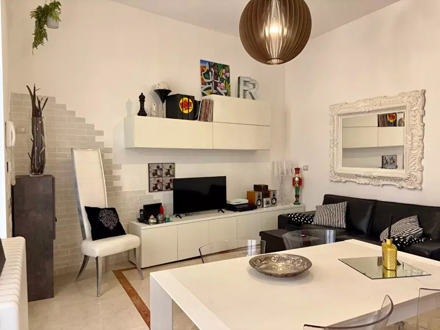 Immagine 6 di Appartamento in vendita  a Cascina