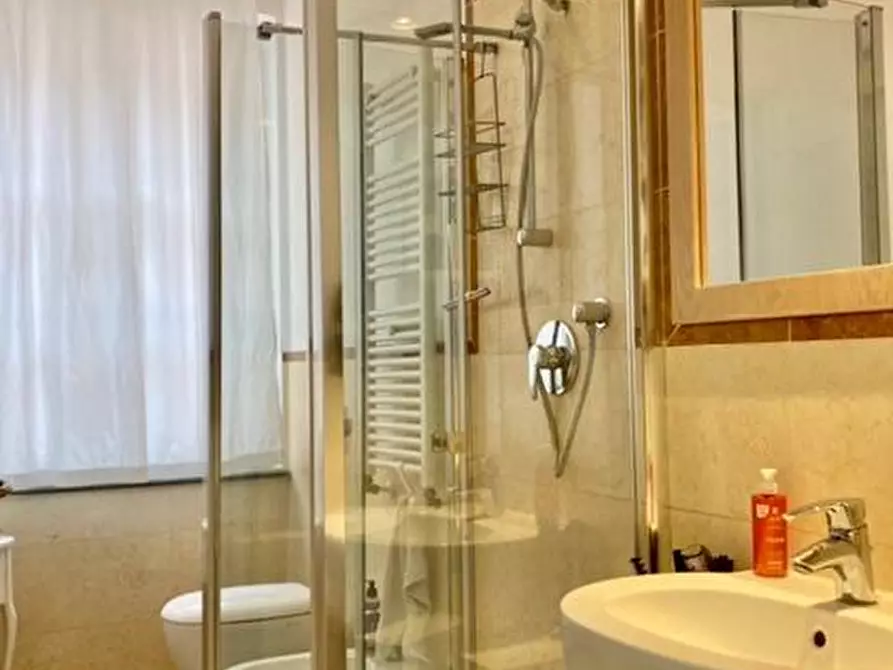 Immagine 23 di Appartamento in vendita  a Cascina