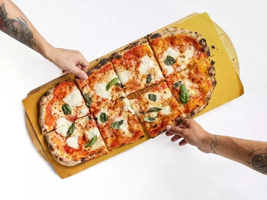 Immagine 18 di Bar / Ristorante in vendita  a Capannori