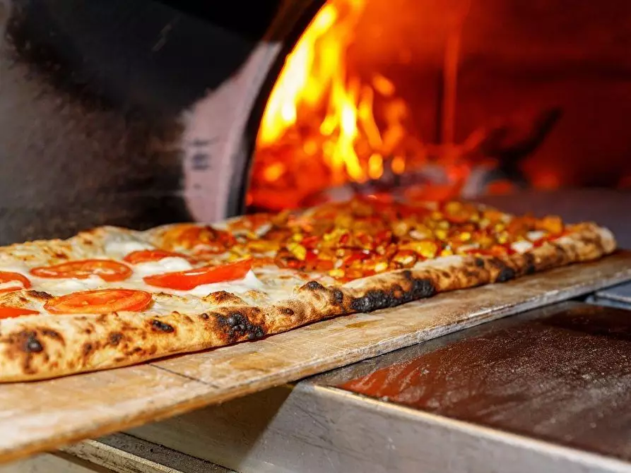 Immagine 14 di Bar / Ristorante in vendita  a Capannori