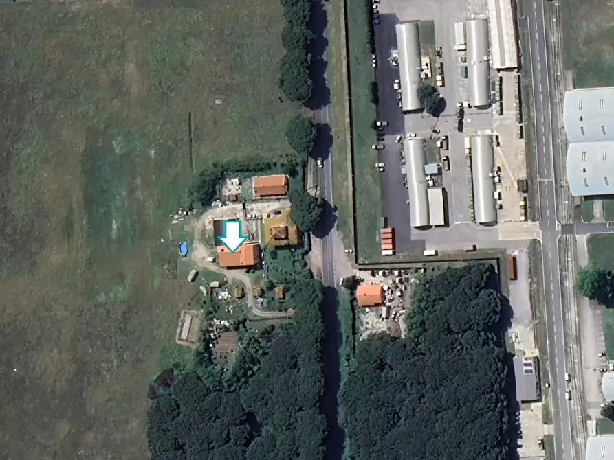 Immagine 2 di Appartamento in vendita  a Pisa