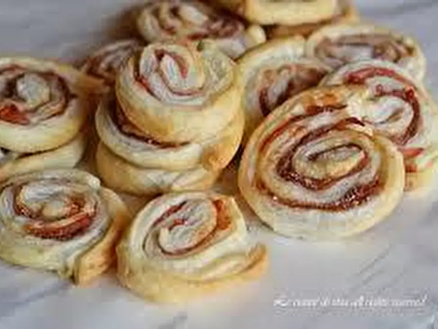 Immagine 41 di Locale commerciale in vendita  a Livorno