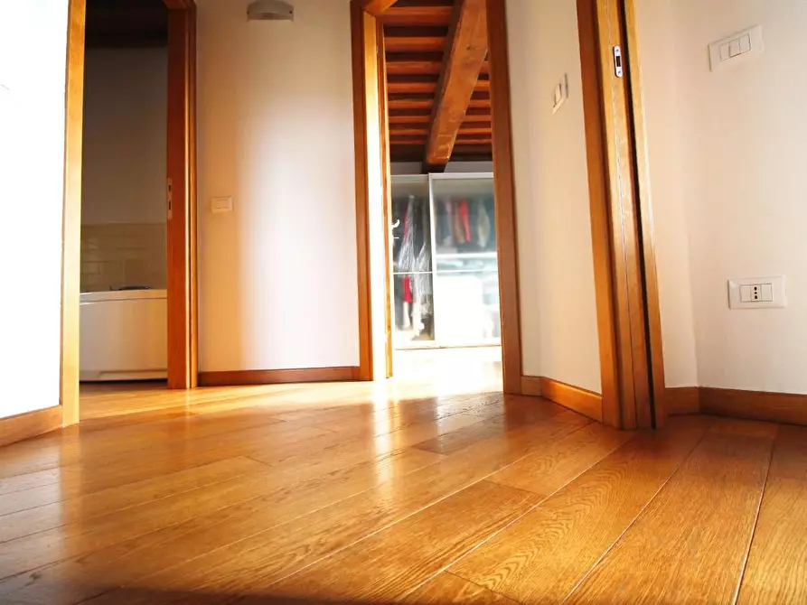 Immagine 18 di Casa colonica in vendita  a Vinci