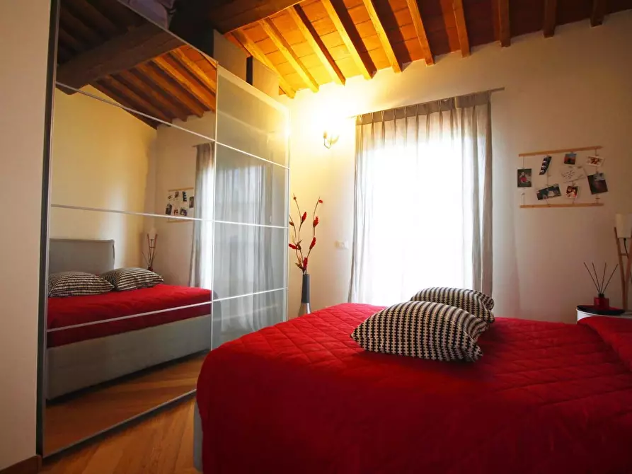 Immagine 24 di Casa colonica in vendita  a Vinci