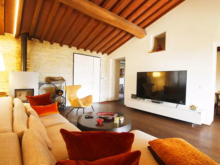 Immagine 5 di Casa colonica in vendita  a Vinci