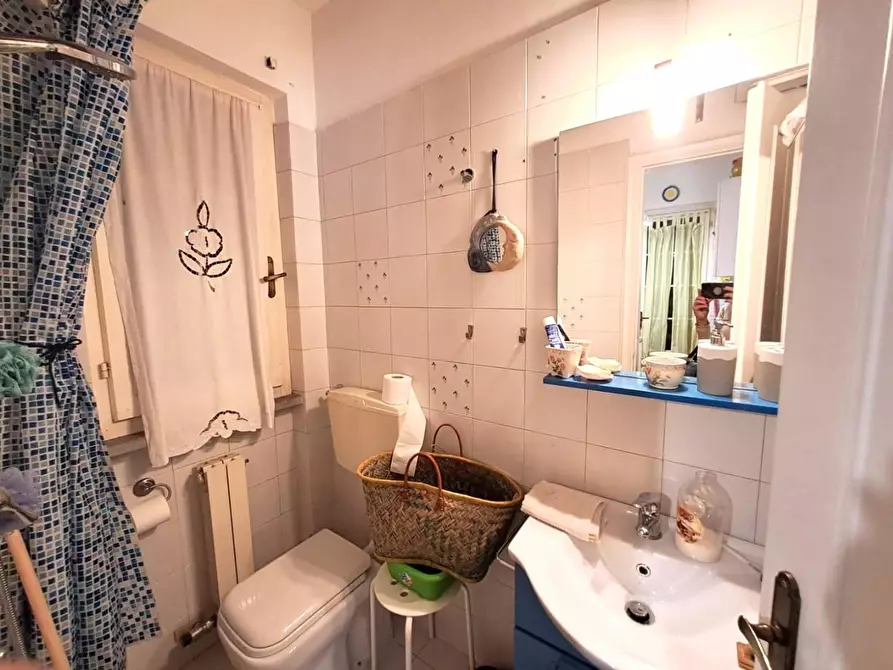 Immagine 12 di Villetta a schiera in vendita  a Massa