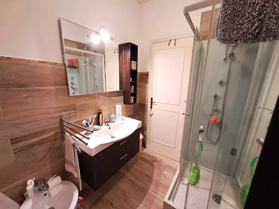 Immagine 9 di Villetta a schiera in vendita  a Massa