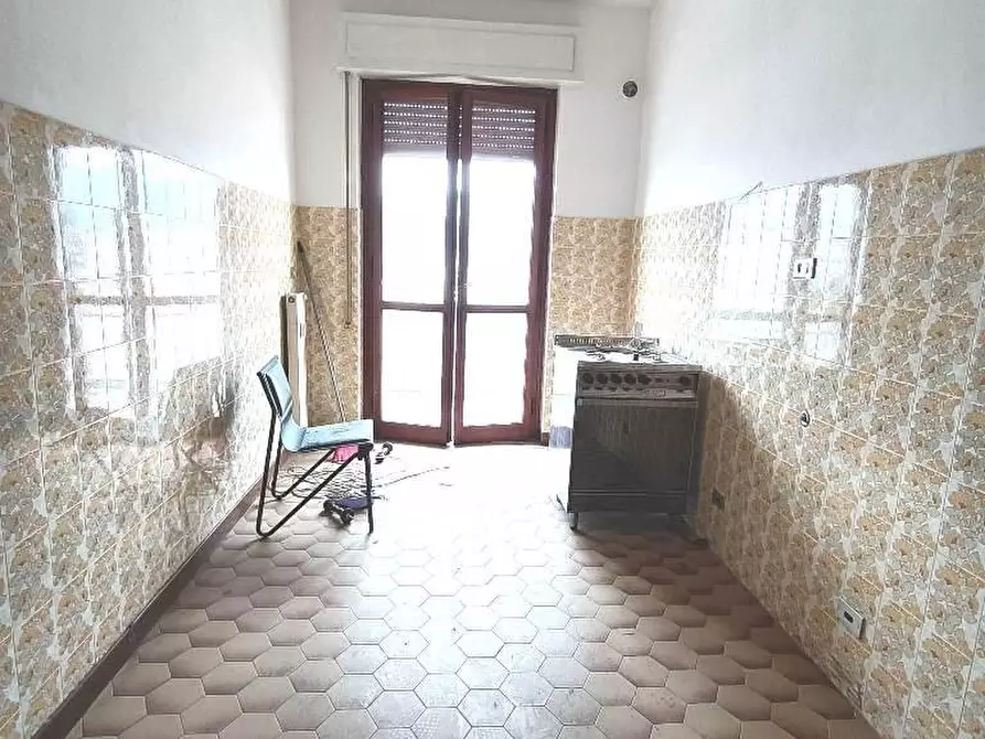 Immagine 2 di Appartamento in vendita  a Carrara