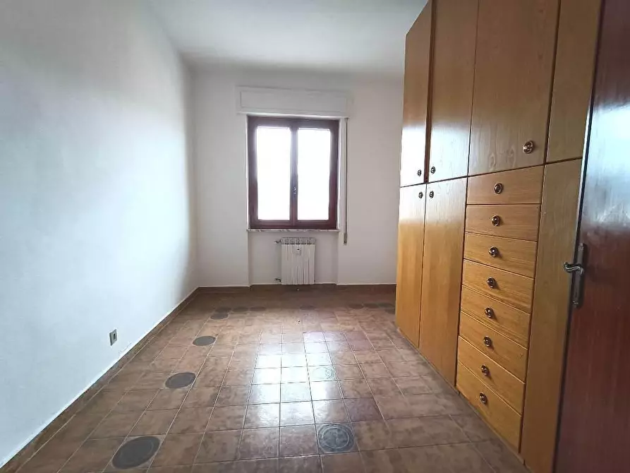 Immagine 6 di Appartamento in vendita  a Carrara