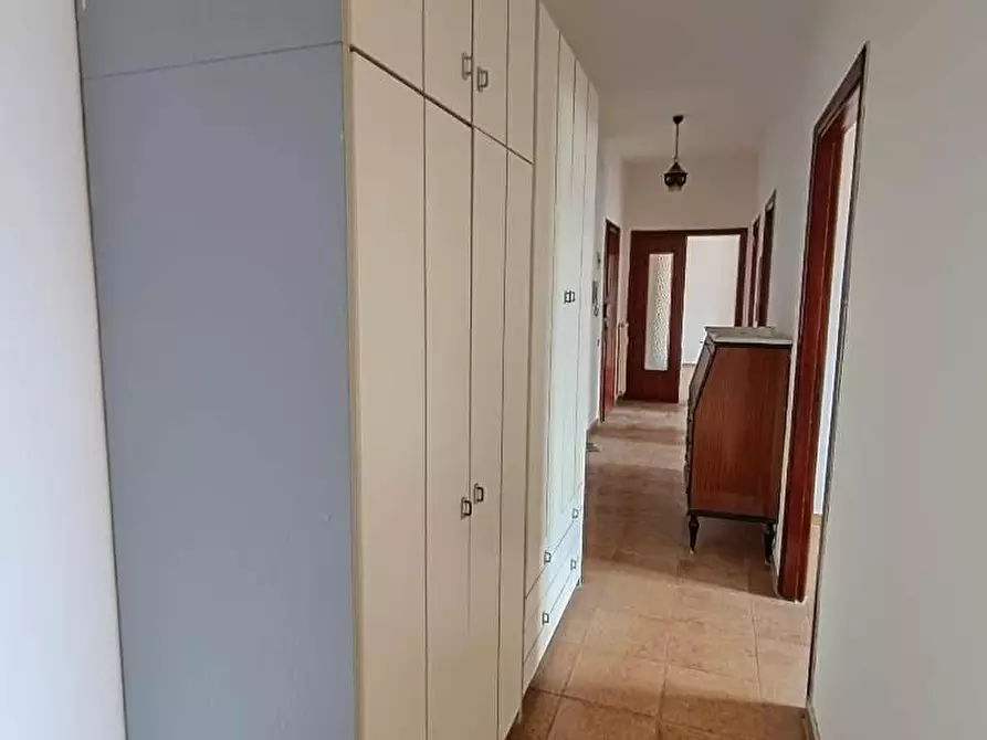 Immagine 30 di Appartamento in vendita  a Carrara