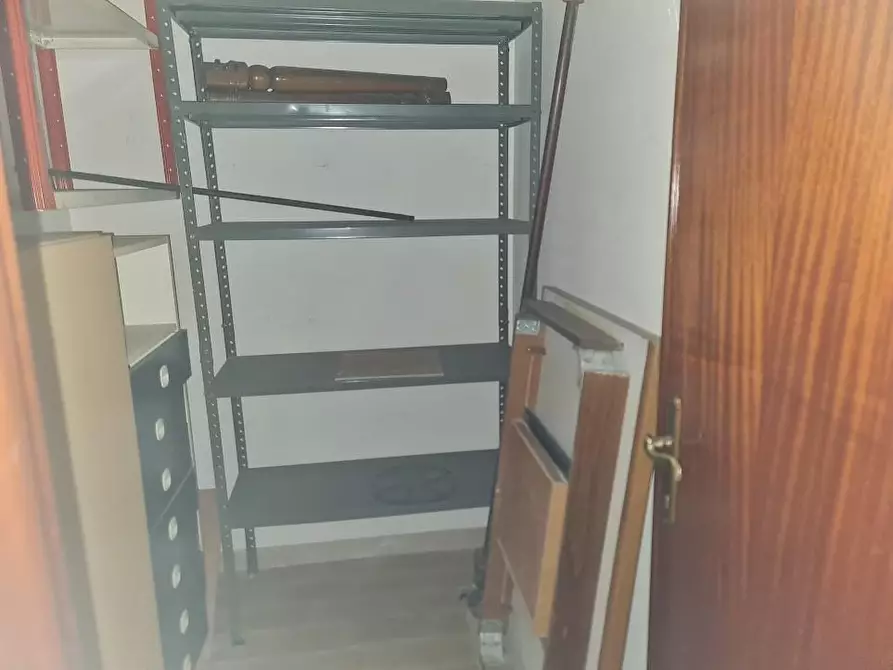 Immagine 24 di Appartamento in vendita  a Carrara