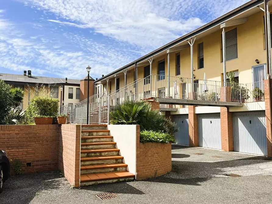 Immagine 25 di Appartamento in vendita  a Rosignano Marittimo