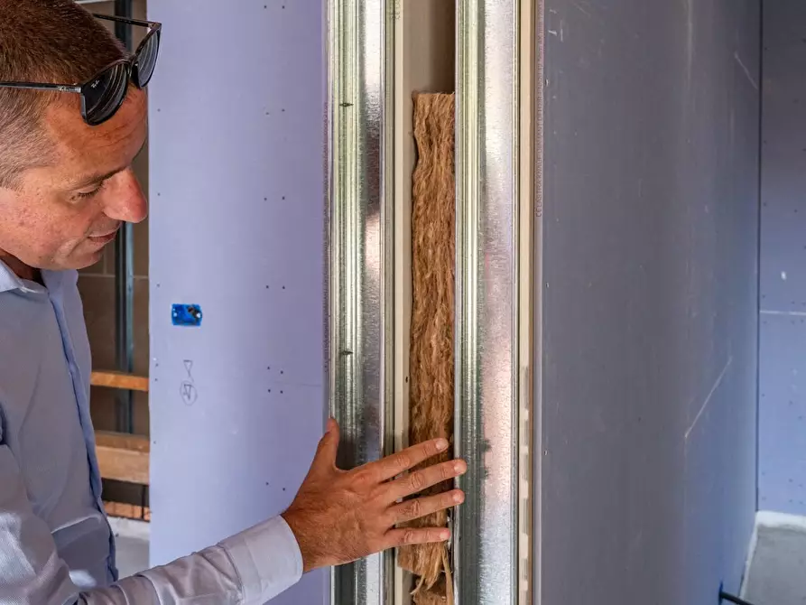 Immagine 20 di Appartamento in vendita  a Cascina