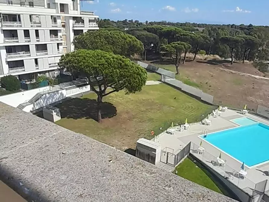 Immagine 15 di Appartamento in vendita  a Fiumicino