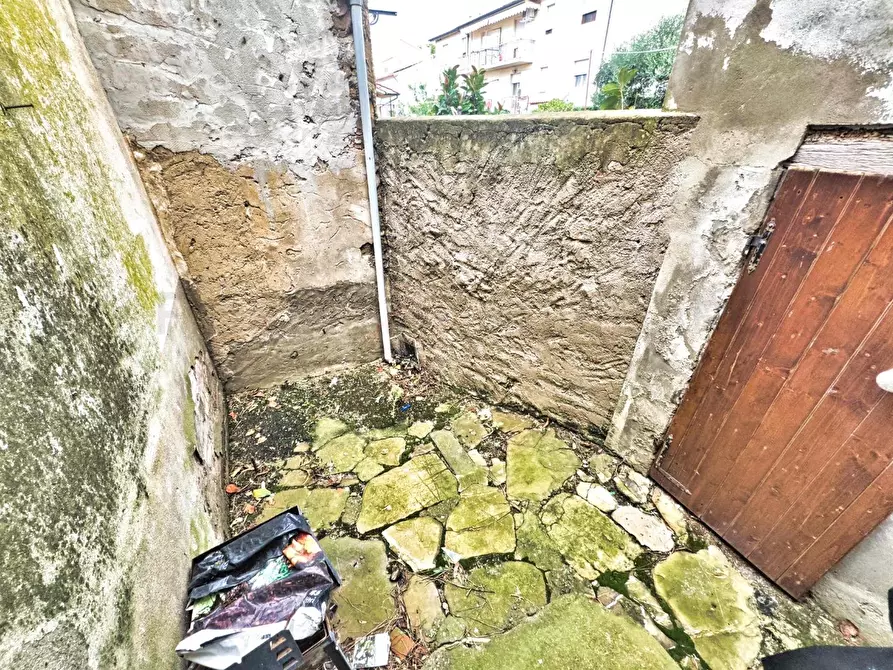 Immagine 9 di Garage in vendita  a Piombino