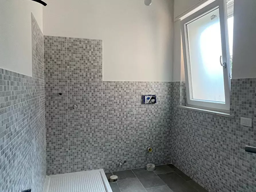 Immagine 16 di Casa bifamiliare in vendita  a Fiumicino