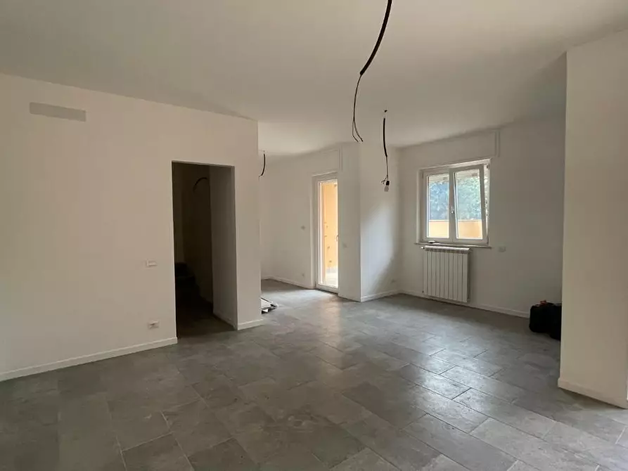 Immagine 4 di Casa bifamiliare in vendita  a Fiumicino