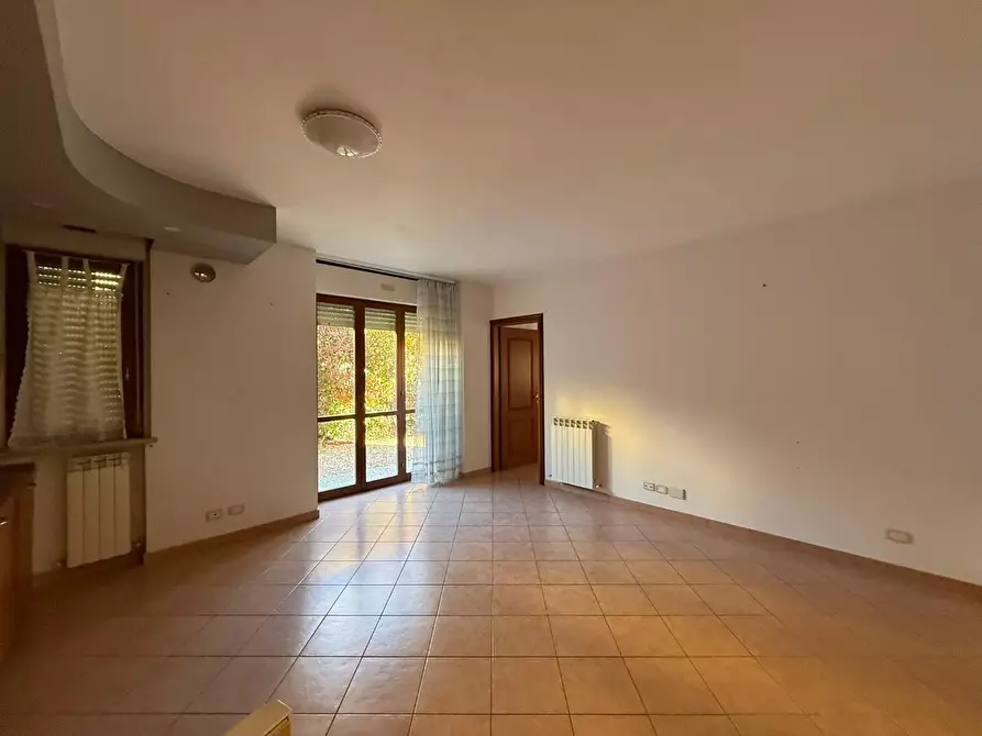 Immagine 4 di Appartamento in affitto  a Siena